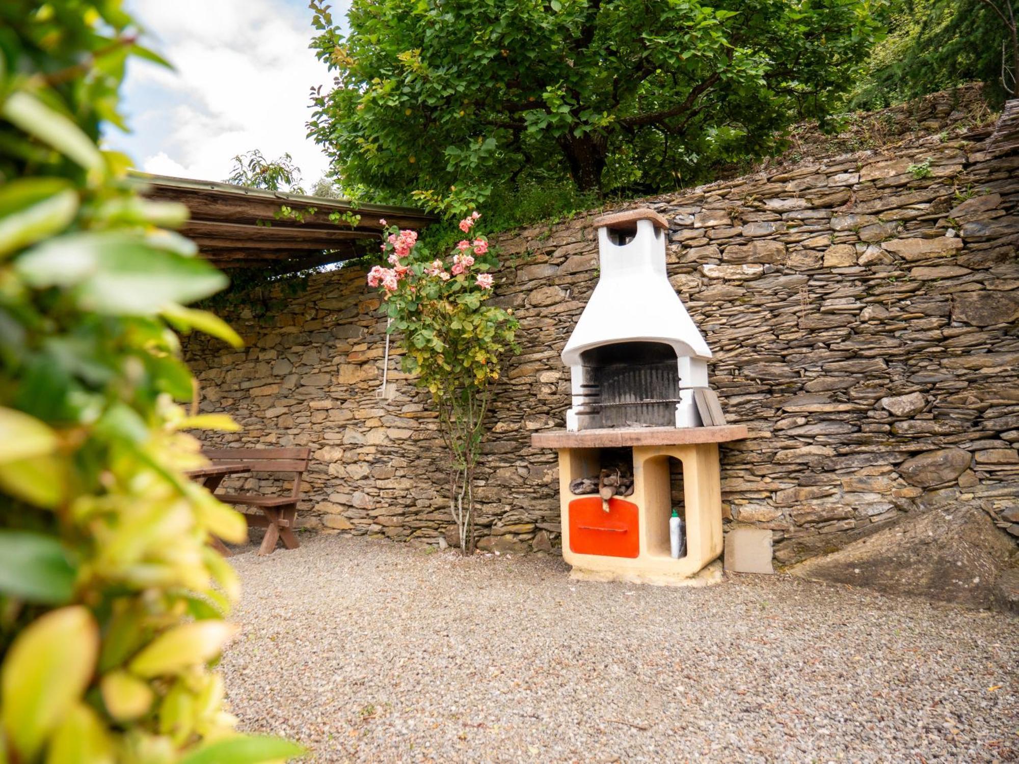 Agri Borgata Vallone - Apartments - By Host4U Lecchiore 외부 사진